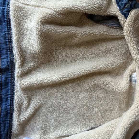 Old Navy Sherpa Lined Jean Jacket M Denim Boyfriend Classic Trucker Coat.trendy - Picture 7 of 9